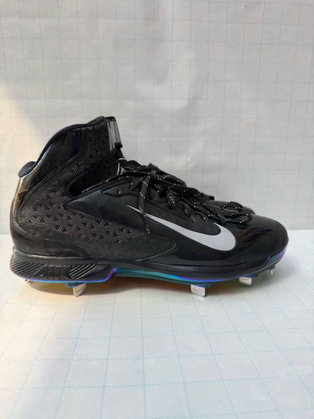 Nike Huarache High Top Baseball Cleats - Size 10 - Rainbow Undersole - NWT